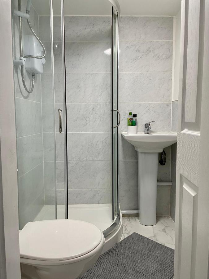 Apartment In Bham City Centre Free Parking Sleeps 3 Birmingham Esterno foto