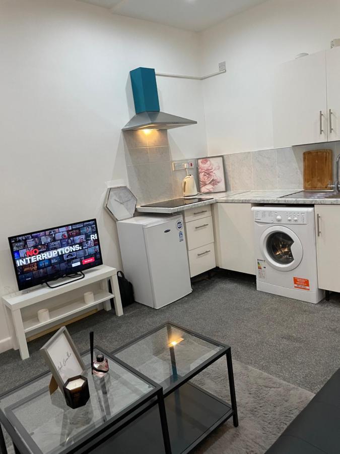 Apartment In Bham City Centre Free Parking Sleeps 3 Birmingham Esterno foto